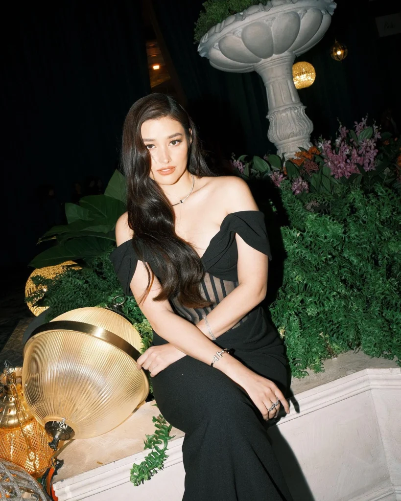 Liza Soberano,hot51live