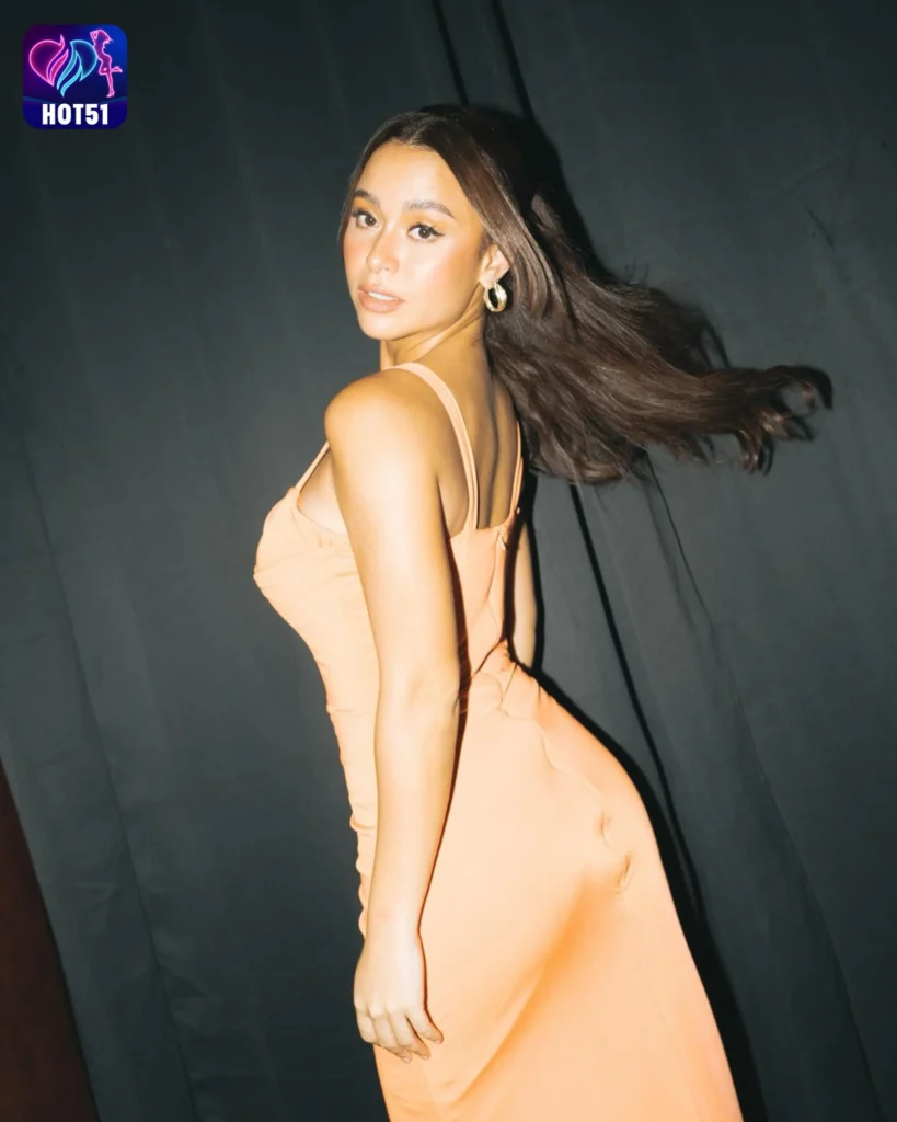 Yassi Presman,hot51live