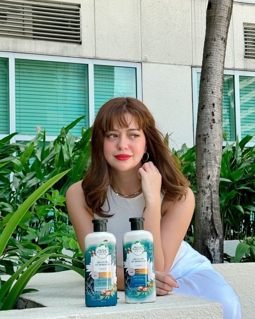 Sue Ramirez.hot51 live
