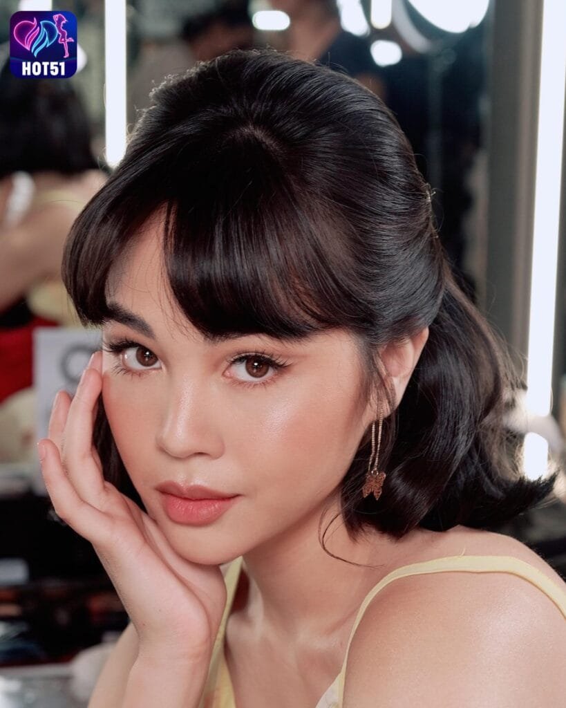 Janella Salvador.hot51live