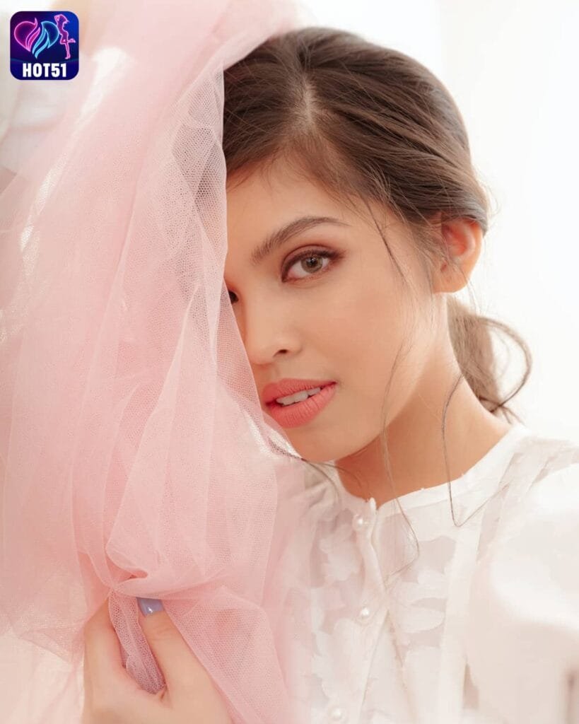 Maine Mendoza,hot51live