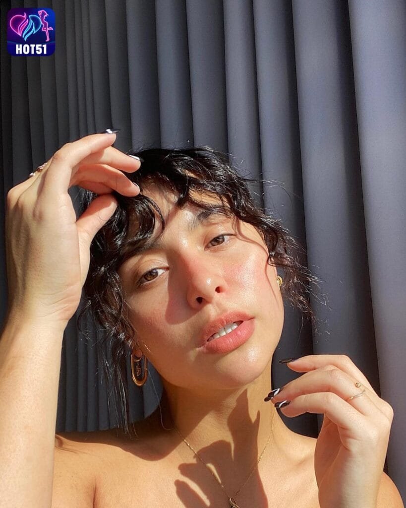 Yassi Pressman,hot51live