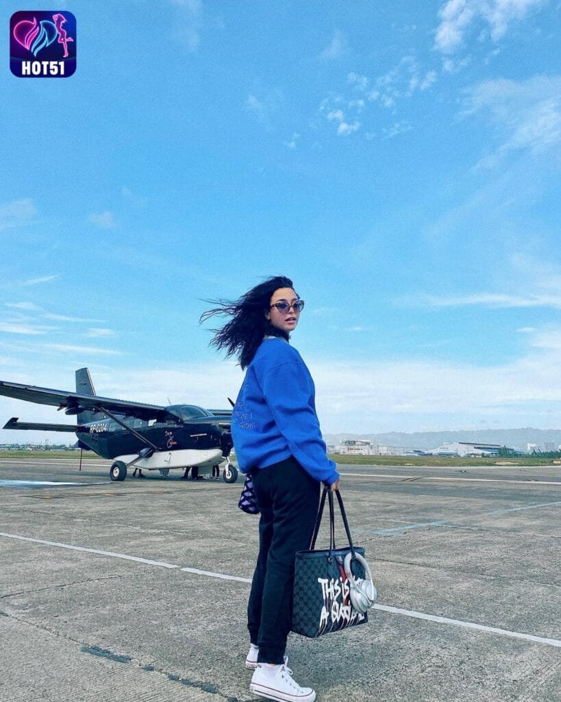 Yassi Pressman,hot51live